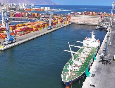 Puerto de Iquique registra incremento de 5% en transferencia de carga, durante abril y cierra el cuatrimestre cuatrimestre con un aumento de 29%