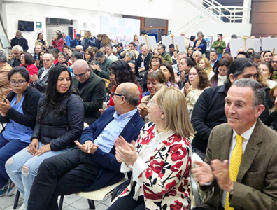 Con iquiqueña concurrencia, académicos de la UNAP lanzaron libro único  retratando festividades tradicionales y populares de la ciudad y región de Tarapacá