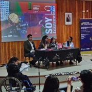 “Soy lo imprevisto”: Barquito de Papel lanza libro que visibiliza el arte desde la diversidad funcional. Obra reúne dos universos en diálogo visual y gráfico