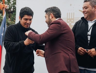 Corporación de Diálisis Paul Harris recibió dos nuevos vehículos para el traslado de hasta 10 pacientes cada uno. 