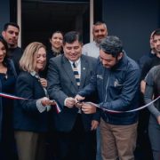 Gobierno de Tarapacá entregó equipamiento para reforzar carreras de salud de la UNAP, beneficiando a 579 estudiantes de enfermería, Fonoaudiología y Kinesiología.