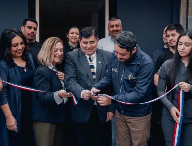 Gobierno de Tarapacá entregó equipamiento para reforzar carreras de salud de la UNAP, beneficiando a 579 estudiantes de enfermería, Fonoaudiología y Kinesiología.