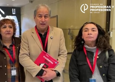 Contraloría rectifica: Si las clases se recuperan fuera de horario laboral, se deben reintegrar los sueldos descontados