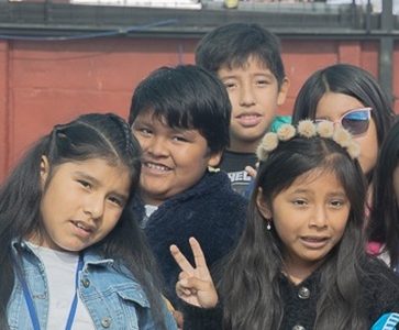 Niñas y niños aymaras aprenden su lengua y cultura en Nidos Lingüísticos, gracias a programa entre la UNAP y el Programa Originarias de ONU Mujeres