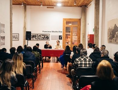 Lanzan foto-libro «Altares Familiares», que reúne imágenes y memorias íntimas recogidos en  20 hogares donde se expresa la fe, religiosidad popular e identidad