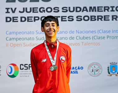 Camilo Véliz Quian (16), primer iquiqueño en patinaje artístico, campeón Sudamericano, se prepara para  nacional que se realizará en Santiago