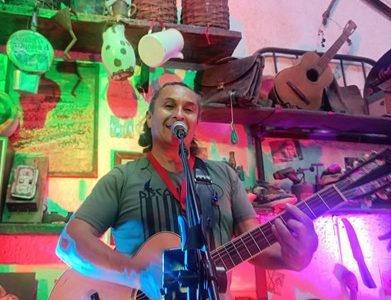 “En el Rincón Guachaca”, tema musical que compuso Harold Hurtado como homenaje por el aporte de este espacio a la difusión artística, la cultura y el diálogo