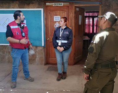 Centro de mando habilitado con motivo de Festividad de San Lorenzo,  en Escuela Básica Fronteriza, visitó la Seremi de Seguridad Pública