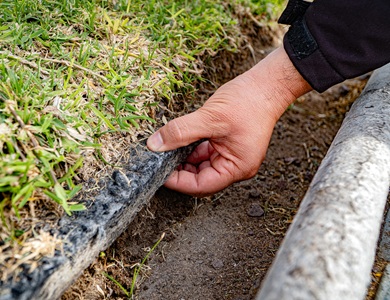Mejorar la eficiencia hídrica con residuos textiles, plan piloto en ZOFRI que busca ahorrar el 80% del agua de riego, utilizando retenedores de humedad