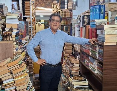 Premio Nacional de Historia, Sergio González Miranda lanza su primera novela en Iquique: «Claudina. Teatro, amor y revolución en la pampa salitrera»