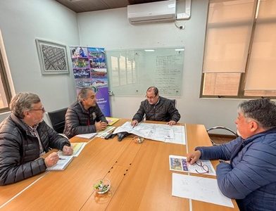 Programa de Pavimentos Participativos: Alcalde Ferreira confirma pavimentación de cinco calles y mejoramiento de dos veredas en Alto Hospicio