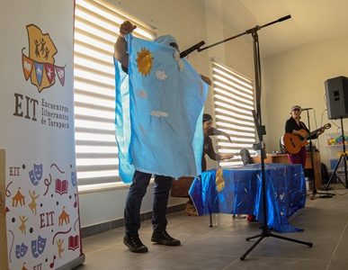 “Encuentros Itinerantes de Tarapacá” partió su primera edición con obra sobre el Cerro Dragón, presentada a niños y niñas de la localidad de Bajo Soga