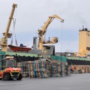 Puerto de Iquique recibe nueva nave factoría Margiris, que generará positivo impacto laboral, por activación de la cadena logística para su operación