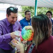 Defensoría Tarapacá realizó tradicional entrega navideña a mujeres embarazadas y lactantes que viven con sus madres privadas de libertad