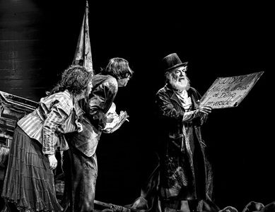 Teatro Universitario Expresión celebra persistencia de los sueños en la escena nortina, con la obra “Tenedor libre para los condenados a la esperanza”.