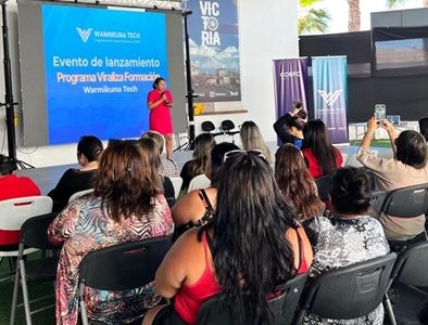 Fortalecen liderazgo femenino en programa Warmikuna Tech, que potencia competencias en ciencia, tecnología e innovación y emprendimiento