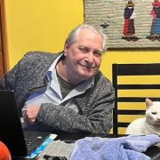 Dejando un legado imperecedero en su familia, estudiantes y colegas, partió a la inmensidad el profe Antonio Bussenius