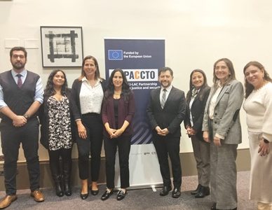 Delegación del Servicio Nacional de Reinserción Social Juvenil realiza proceso de formación especializada en España