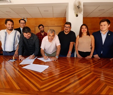 Municipalidad de Iquique y Serviu firman convenio de transferencia de recursos para proyecto “Altos de Playa Blanca Norte”