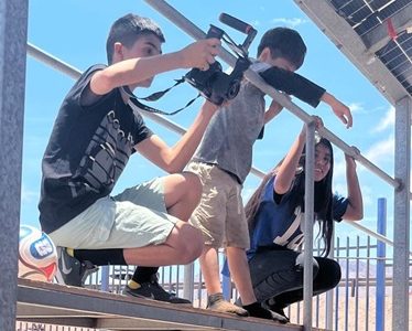 Niños y niñas de Iquique y Chanavayita estrenan cortometrajes tras proceso de formación cinematográfica y terapia creativa