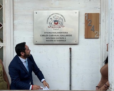 Diputado Carvajal inaugura oficina parlamentaria, un espacio para acercar a tarapaqueños, con gestión legislativa