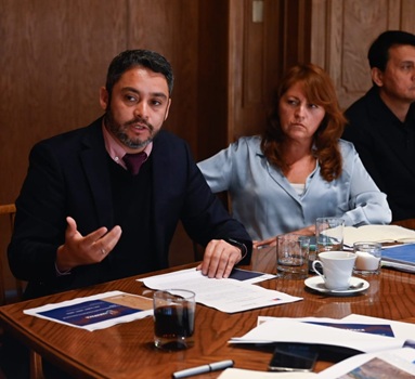 Gobernador  asegura que logra compromiso de ministro de Vivienda para levantar nuevo convenio por socavones en Alto Hospicio y plan de vivienda para Tarapacá