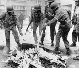 Mantienen condenas a ex miembros del Ejército por incineración de archivos de la dictadura, relevantes para esclareces violaciones a los DD.HH