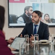 Gobernador plantea al ministro de Economía avanzar en relocalización de Zofri, hacia el sur de Iquique, para impulsar recuperación urbana del sector norte  y proyectar un sistema franco más moderno