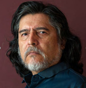 Alberto Díaz Parra, multifacético artista que escogió a Iquique como su hogar, fallece a los 71 años, dejando un impresionante legado