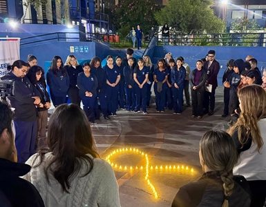 Tarapacá conmemoró a fallecidos por VIH/Sida en Candlelight 2026, en memoria de las personas fallecidas por esta enfermedad
