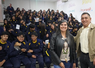 Charlas sobre la historia de Alto Hospicio en colegios de esa comuna, Robert Johnson y San Pedro realizó la Fundación Milenaria Memoria