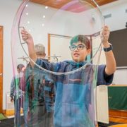 A jugar, descubrir y sorprenderse con exposición interactiva del MIM, “El Despertar de los Sentidos” en Sala de Arte Casa Collahuasi