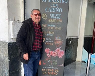 Clásica película, «Al Maestro con Cariño», exhibió centro social «Detrás de un Sueño», en el Salón Tarapacá