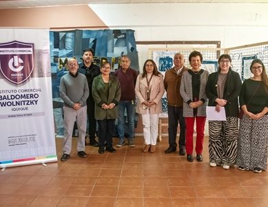 Más de 600 estudiantes visitan exposición de arte textil sustentable en el Instituto Comercial de Iquique