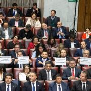 Diputado Carvajal cuestiona Cuenta Pública de Kast, por ausencia en temas como educación y salud: “Pareció más a un discurso de campaña”