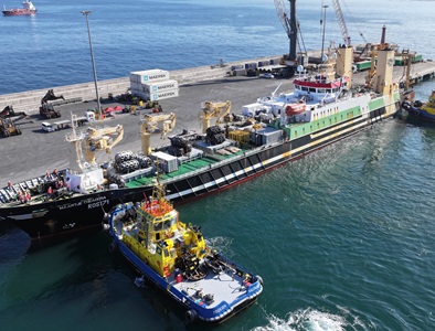 Puerto de Iquique inicia operaciones de buques factoría con la recalada de la embarcación pesquera Maartje Theadora
