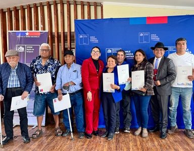 Familias de Huara avanzan hacia la electrificación rural tras regularizar terrenos. Proyecto es financiado por el Gobierno Regional de Tarapacá
