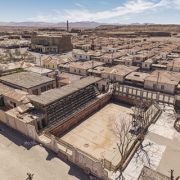 Fichas patrimoniales de edificios y espacios público, y propuestas de recorridos, facilitan conocimiento para un patrimonio vivo en salitreras