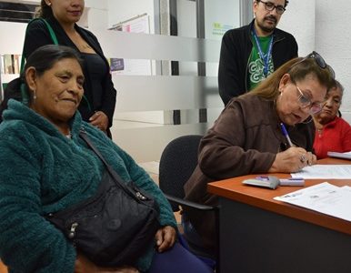 Programa Quiero Mi Barrio impulsa bienestar y envejecimiento activo en adultos mayores de Alto Hospicio