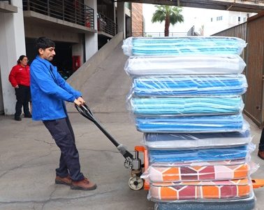 Entregan 200 colchones a Municipio de Iquique y otras ayudas, para hacer frente a la situación, se realizó a través de SINAPRED