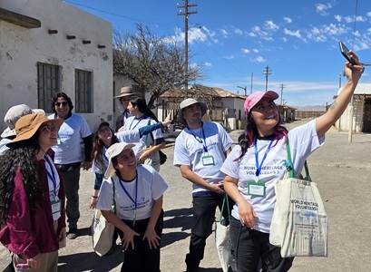 Jóvenes profesionales de distintas ciudades de Chile participan en programa UNESCO de voluntarios del patrimonio.
