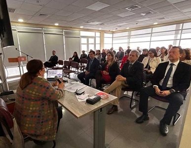 INDH Tarapacá expuso sobre derecho a la salud a funcionarias y funcionarios del Poder Judicial, en jornada de la Corte de Iquique